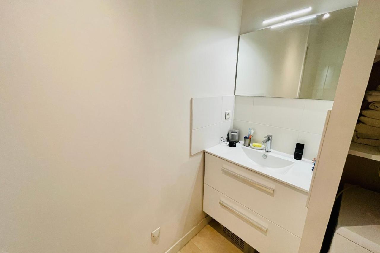 T4 Apartment In The Heart Of Old Bordeaux Close To All Amenities Eksteriør bilde